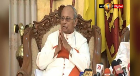 අගරදගුරු හිමිපාණන් අගමැතිගෙන් කළ ඉල්ලීම