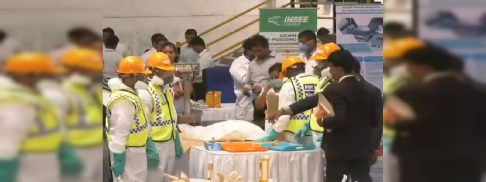 කොකේන් තොගය විනාශ කිරීම ඇරඹේ