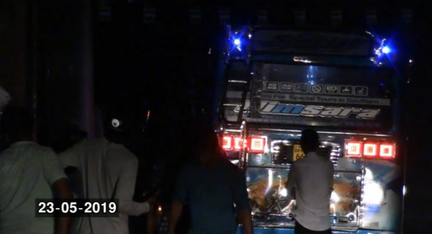 රත්නපුරයේ සිදු වූ රිය අනතුරකින් 19 දෙනෙකුට තුවාල