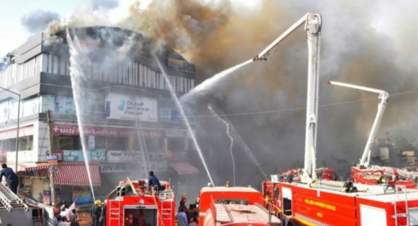 ඉන්දියාවේ පෞද්ගලික පන්ති පවත්වාගෙන ගිය ආයතනයක ගින්නක්: සිසුන් 19ක් මරුට