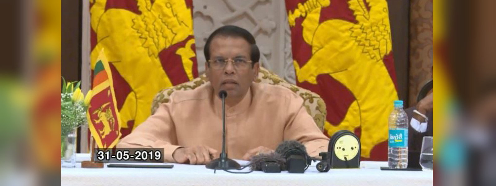 කොළඹ වරාය ගැන ඉන්දීය මාධ්‍යවේදීහු ප්‍රශ්න කරති