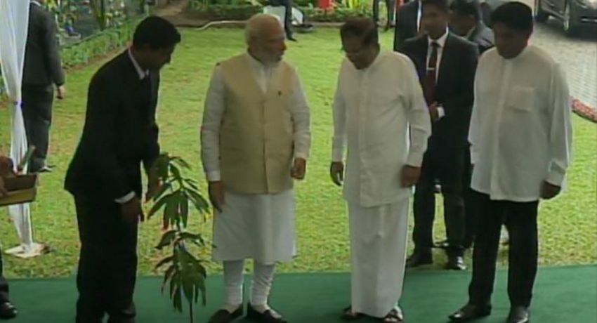 සංචාරය නිම කරමින් ඉන්දීය අගමැති දිවයිනෙන් පිටත්ව යයි