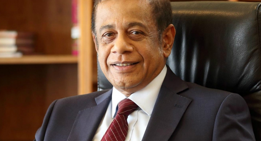 හිටපු ආරක්ෂක ලේකම් හේමසිරි ප්රනාන්දු රෝහල්ගත කෙරේ