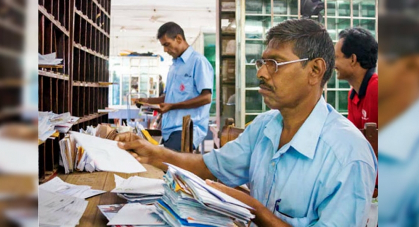 තැපැල් සේවකයින් අද මධ්යම රාත්රියේ සිට පැය 24 ක් අසනීප නිවාඩු…