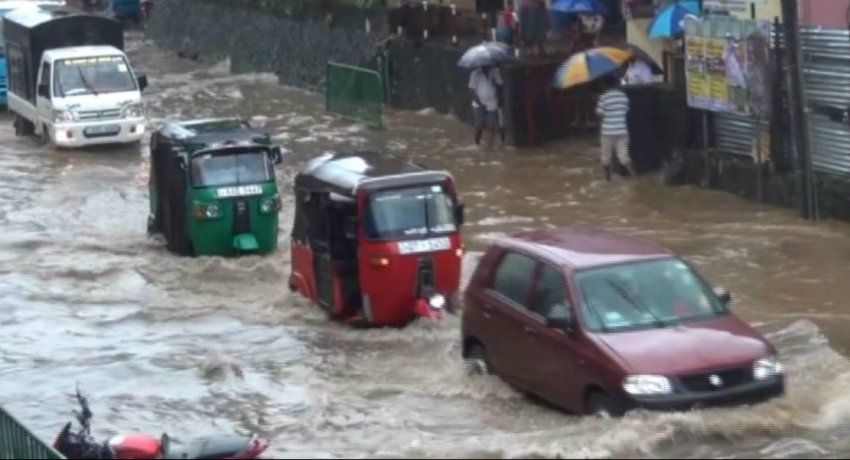 අයහපත් කාලගුණයෙන් 7 දෙනෙකු මරුට: 5,000 කට අධික පිරිසක් පීඩා