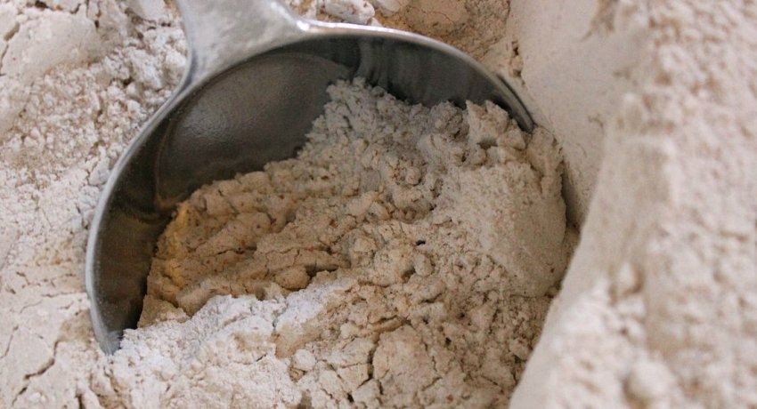 තිරිඟු පිටි මිල වැඩි කිරීමට එරෙහිව නඩු පැවරීමට පියවර