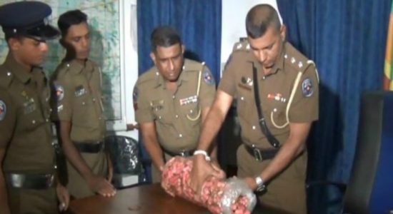 මිහින්තලයේ නිවසකින් මත්ගුලි පෙට්ටි 700ක් සොයා ගැනේ