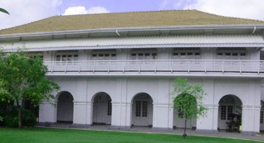 එජාප පාර්ලිමේන්තු කණ්ඩායමේ රැස්වීමක් අරලියගහ මැදුරේදී