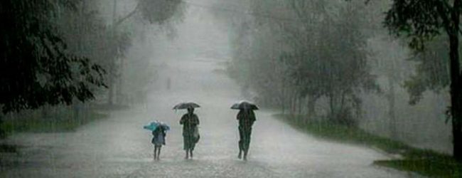 දිස්ත්‍රික්ක කිහිපයකට තද වැසි...