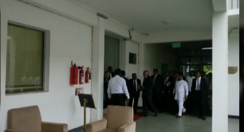 UPDATE : අගමැති රනිල් වංචා දූෂණ සෙවීමේ ජනපති කොමිසම හමුවට
