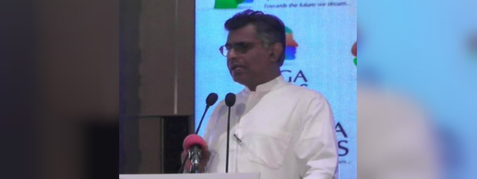 "ගෙවන ණයවලින් 70% ක්ම මහින්ද ගත්තුවා" 