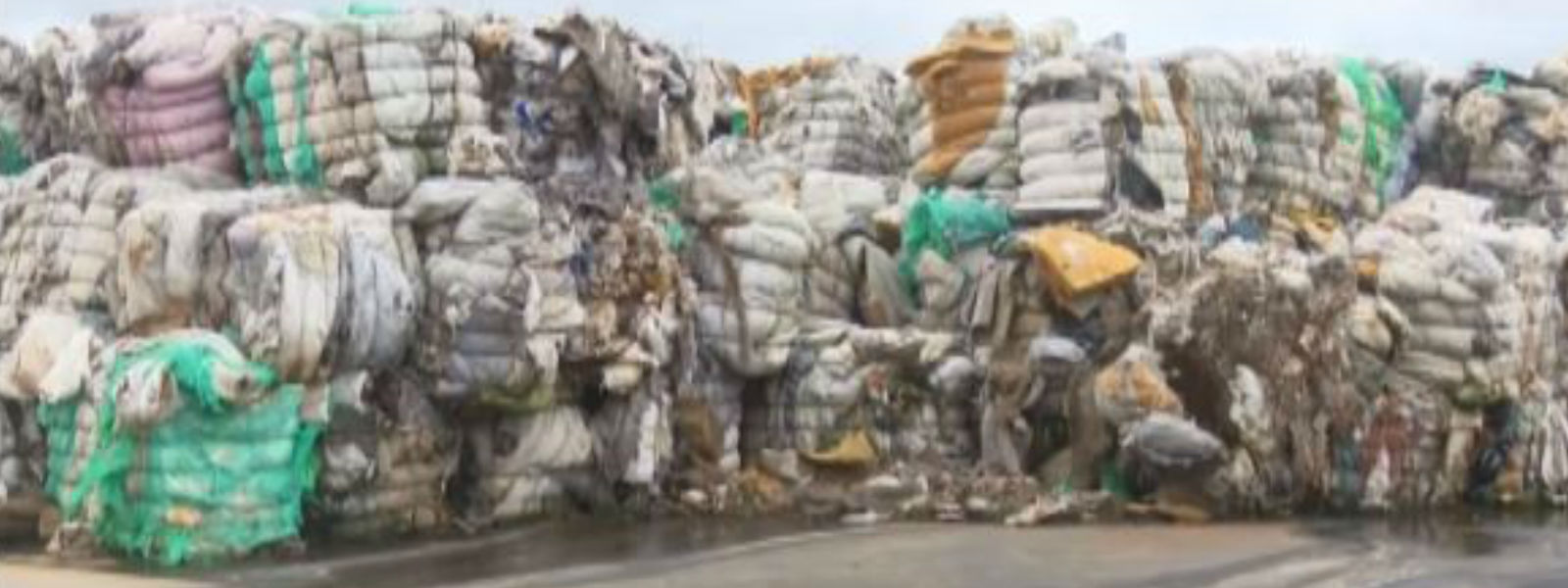 කසල ආනයනය කළ පිරිස් අත්අඩංගුවට ගන්නේ කවදාද? 