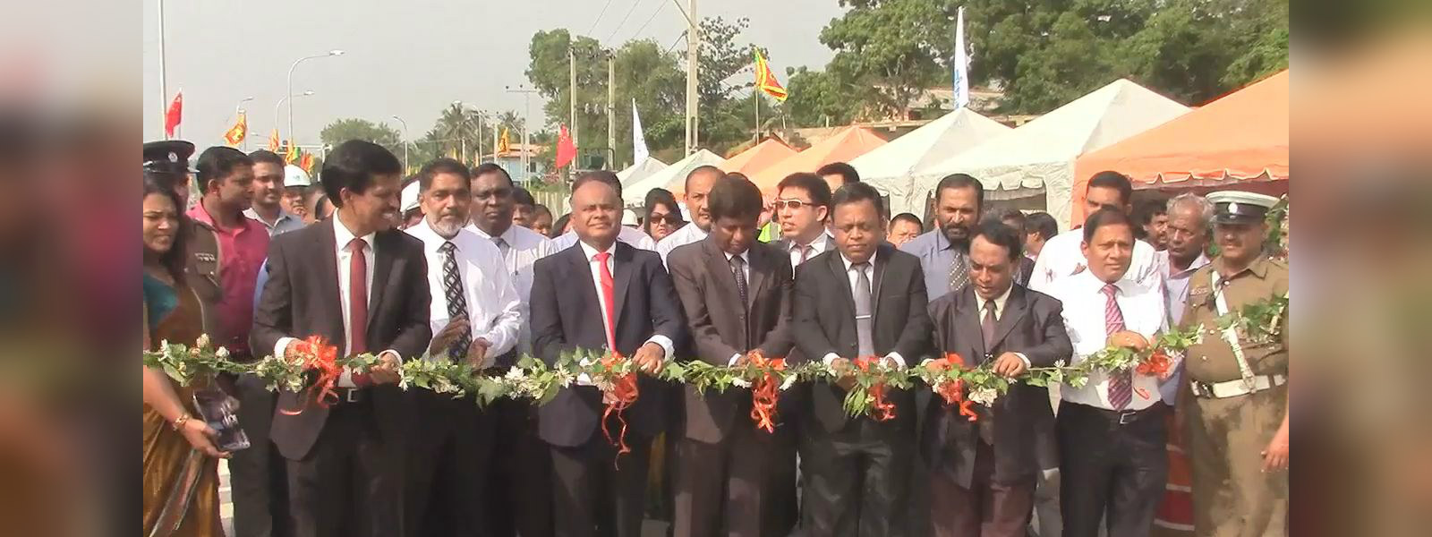 හම්බන්තොට අධිවේගයේ එක් කොටසක් ජනතා අයිතියට 