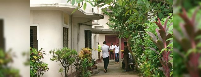 විහාරමහාදේවි උද්‍යානය ඉදිරිපිට නිවසක ඝාතනයක්