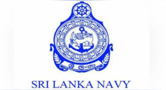 ගංවතුර ප්‍රදේශවල ජනතාවගේ සහයට නාවික හමුදාවේ සහය