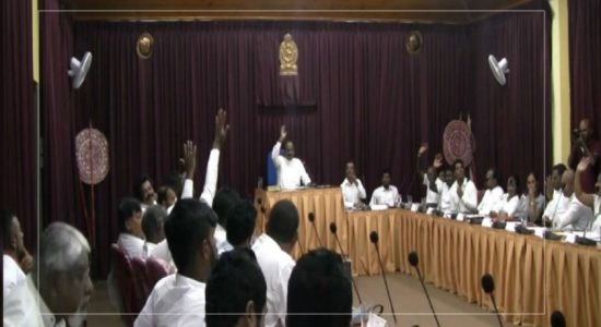 උඩුනුවර සහ හඟුරන්කෙත අයවැය පරාදයි