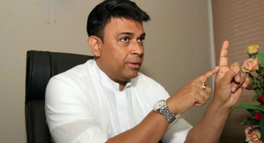 රන්ජන් සතු දුරකතන සංවාද ඇතුළත් CD 5 ක් පාර්ලිමේන්තුවට