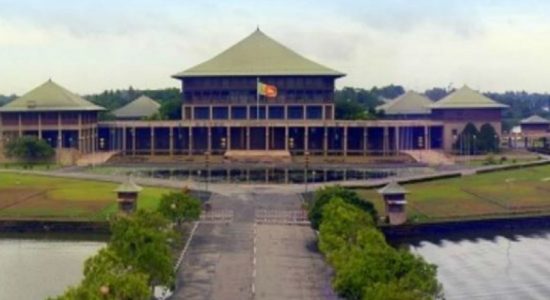 8 වනි පාර්ලිමේන්තුවේ සිව්වැනි සභාවාරය හෙට ඇරඹේ