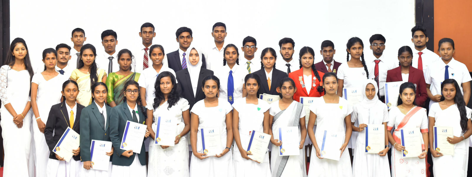 ඔබේ සිහිනය AAT ආයතනයෙන් සෑබෑ කරගන්න  