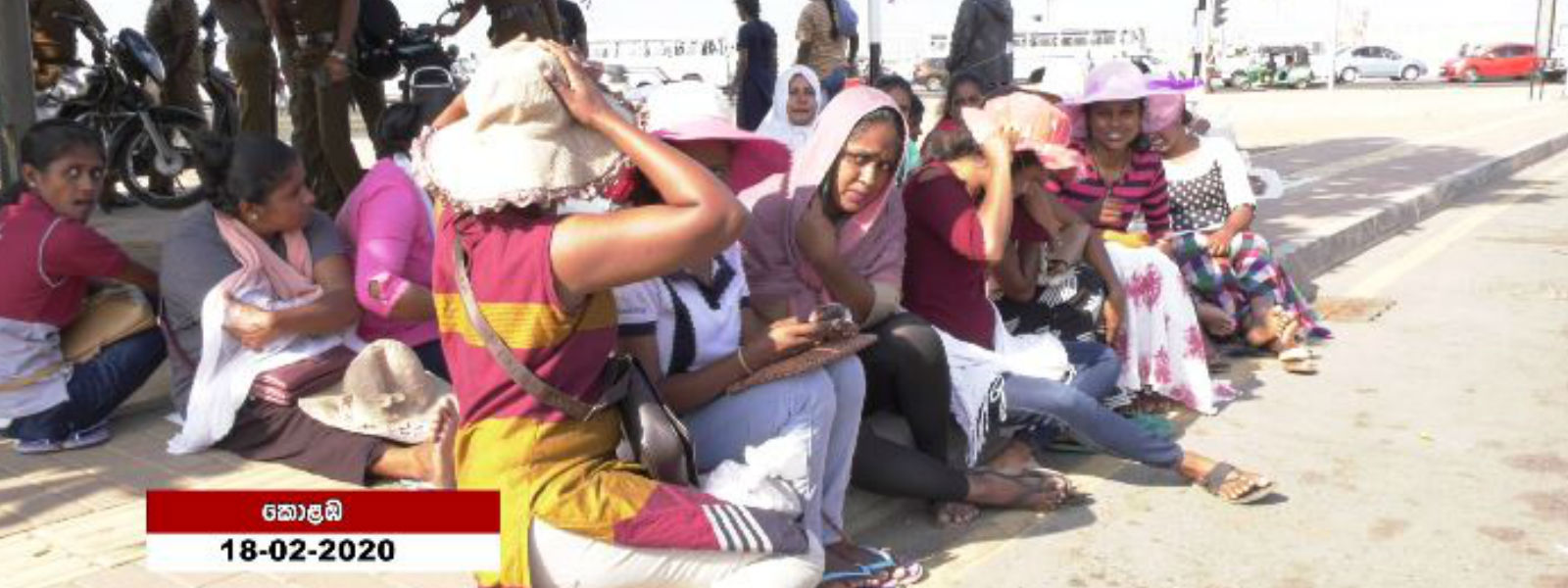 නිවාස අධිකාරියේ සේවකයින් දෙවන දිනටත් උපවාසයේ 