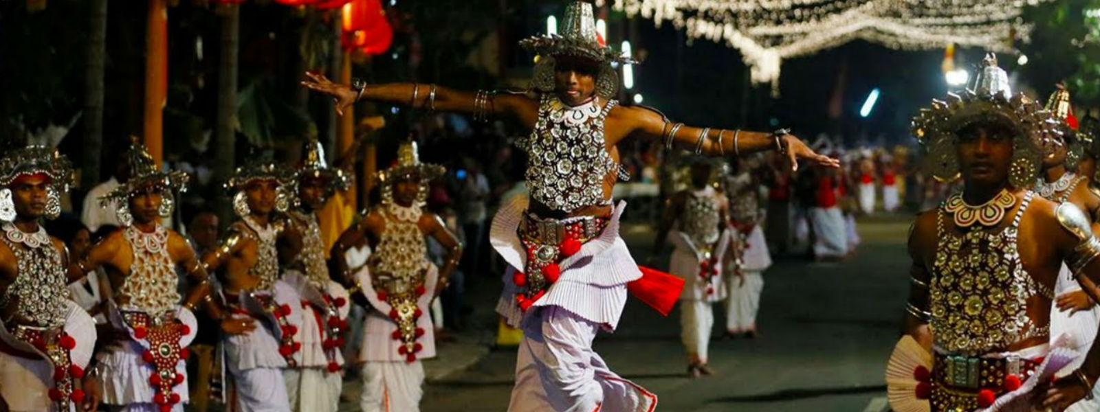 නවම් මහා  පෙරහැර උත්සවයේ රථවාහන සැලැස්ම 
