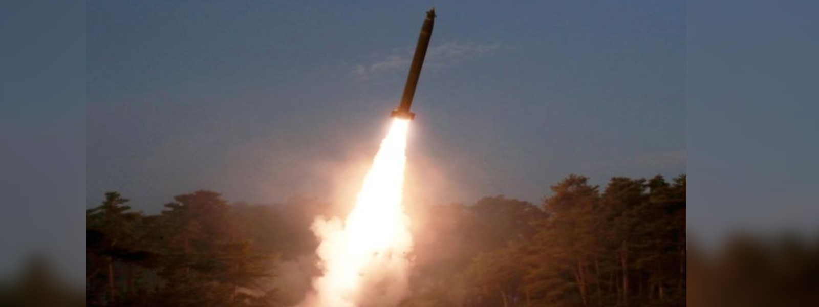 කොරෝනා ලෝකය සලිත කරද්දී උ.කොරියාව සුපුරුදු ගමනේ