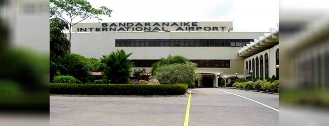 ඩුබායිහි රැඳී සිටි ලාංකිකයින් 290ක් දිවයිනට 