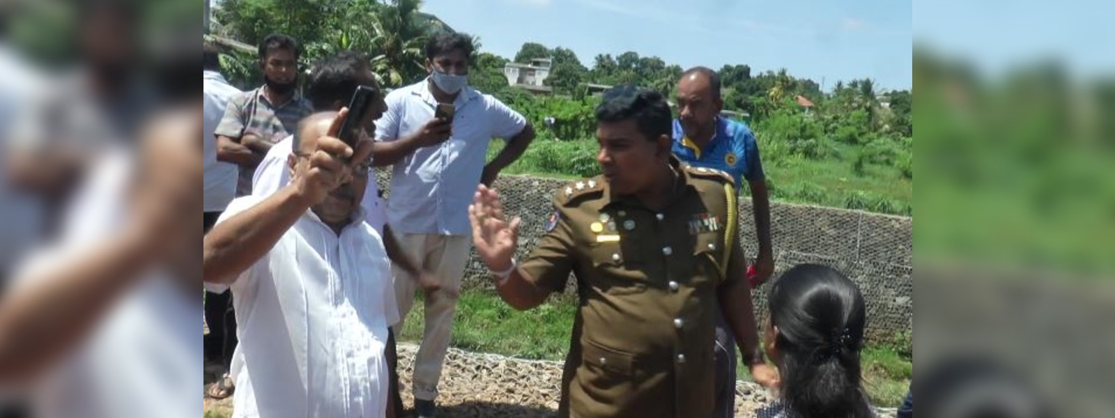 රත්තනපිටිය උණුසුම් වූ හැටි...
