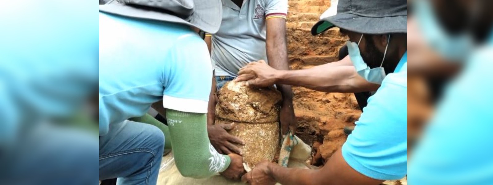 දීඝවාපි කැණීම්වලින් ශෛලමය කරඬුවක් හමුවෙයි
