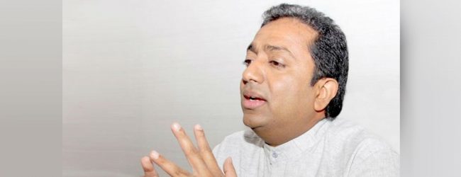 අකිල විරාජ් පක්ෂ මහලේකම් ධුරයෙන් ඉල්ලා අස්වෙයි  