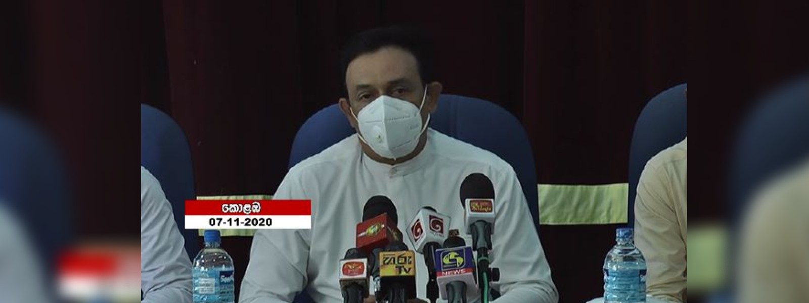 "ජනාධිපතිතුමා කැමති නැහැ තවත් රට වහලා තියන්න"