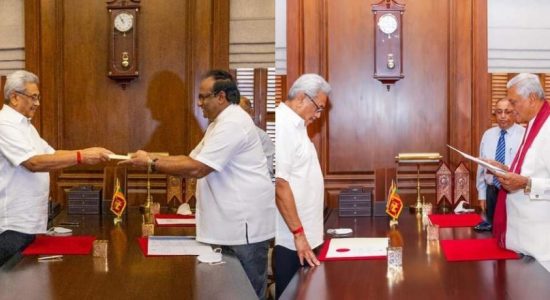 නව කැබිනට් හා රාජ්‍ය අමාත්‍යවරයෙක් දිවුරුම් දෙති