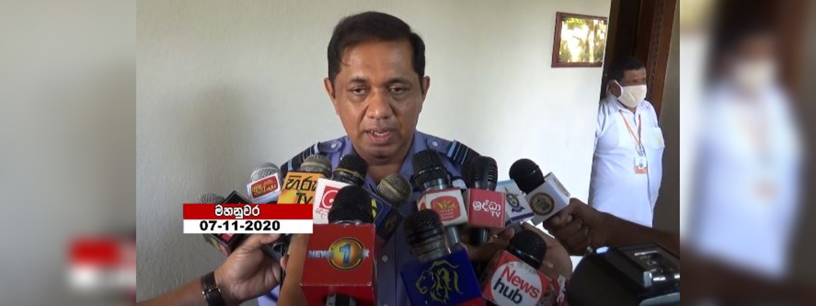 නව ගුවන් හමුදාපති දළදා සමිඳුන් වැඳ පුදා ගනී