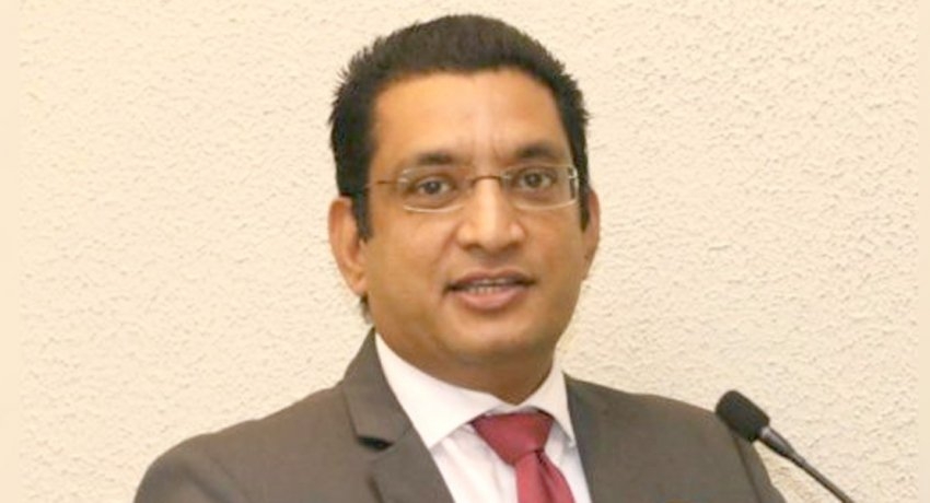 මහර බන්ධනාගාර සිද්ධියේ කමිටු වාර්තාව අධිකරණ ඇමතිට
