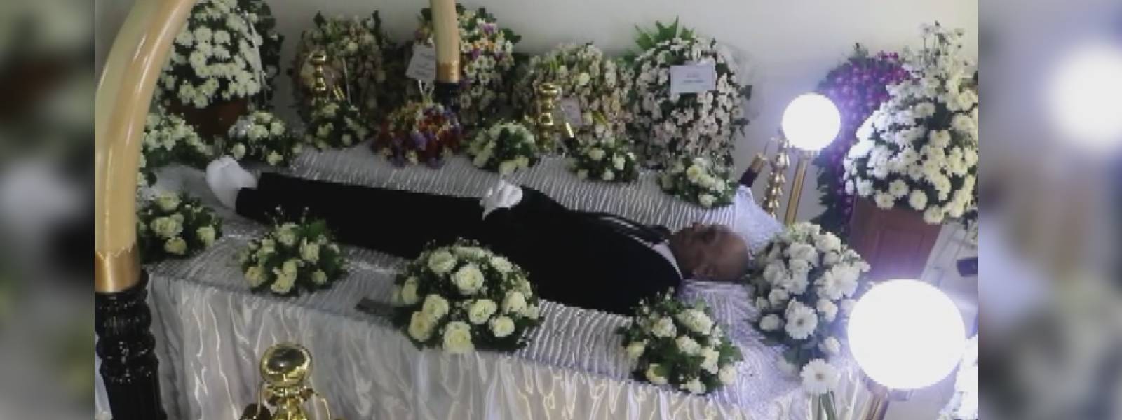  සනත්ගේ පියාගේ අවසන් කටයුතු සිදු කෙරේ.. 