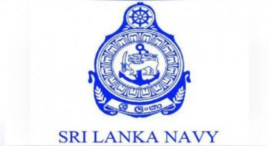 සැක සහිත  යාත්‍රාවක් නාවික හමුදා භාරයට