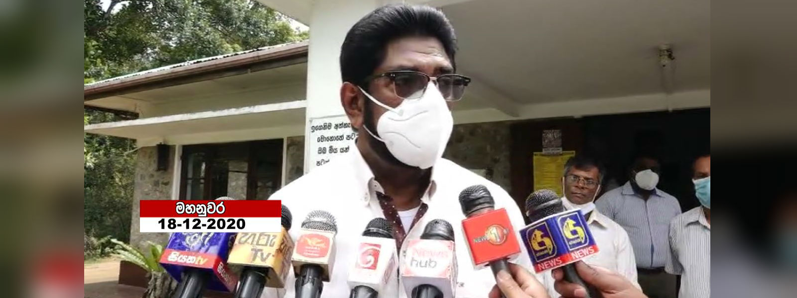 Facebook ඇතුළු සමාජ මාධ්‍යයේ පිරිස් ලියාපදිංචියට