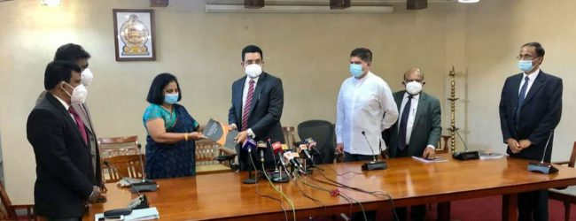 මහර බන්ධනාගාර සිද්ධියේ කමිටු වාර්තාව අධිකරණ ඇමතිට 