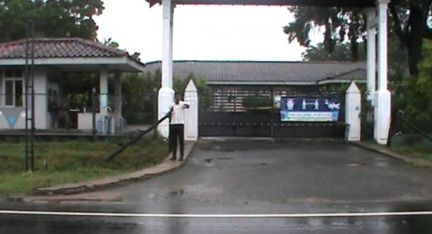 ගල්ලෑල්ල කොවිඩ් මධ්‍යස්ථානයෙන් පැන්න ‘ගැටයා’ අල්ලයි