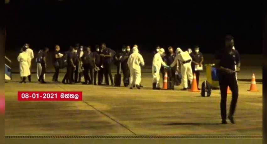 දිවයිනට පැමිණි ශ්රී ලංකා ක්රිකට් කණ්ඩායම වෛද්ය පරීක්ෂණයකට