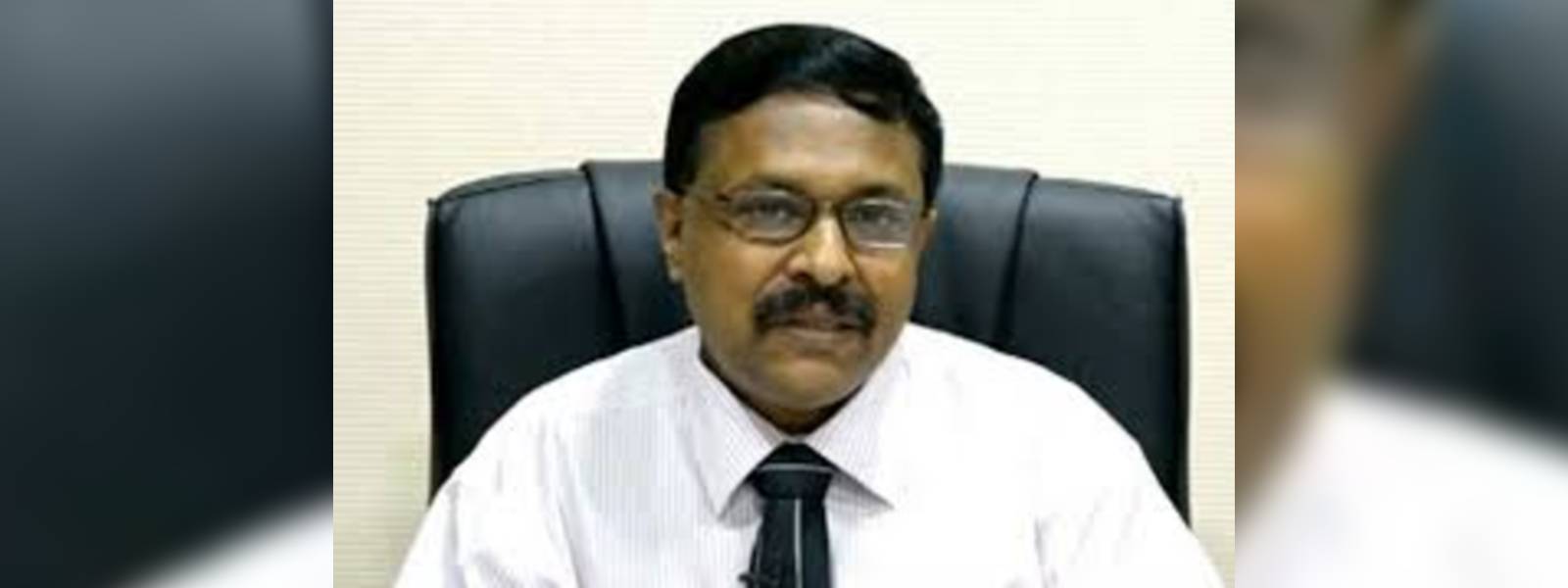 අනූෂ පැල්පිට නව ලේකම් ධුරයේ වැඩ භාර ගනී 
