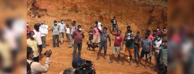 මීරිගම පස් කැපීමකට එරෙහිව ජනතාව පාරට බසී.. 