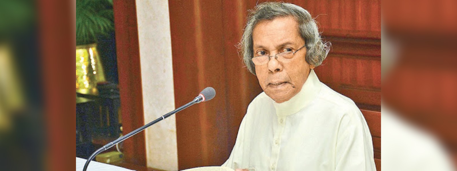 වි.ජ.මු. ලොකුබණ්ඩාර අභාවප්‍රාප්ත වෙයි