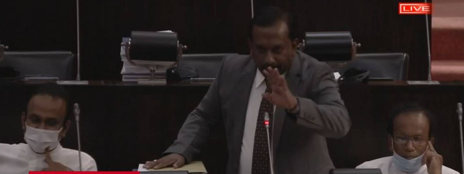 කිරිදෙනුන් 15000 ක්  ආනයනයට පියවර - කෘෂිකර්ම ඇමති 