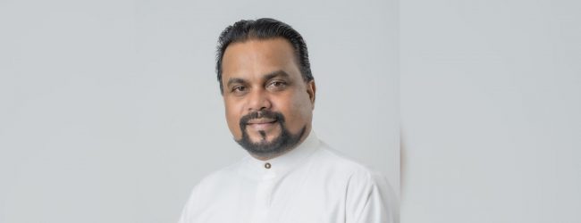 ඇමති විමල්ගේ නිවසේ සාකච්ඡාවක් ...  