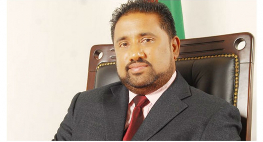 ගිලෙමින් ඇති නැව සම්බන්ධයෙන් මොක ද වෙන්නේ?