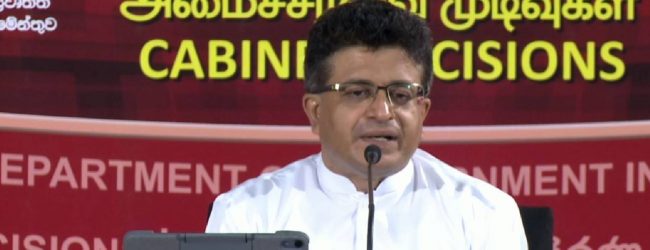 වරාය නගරයේ වෙනම පරිපාලනය වගකියන්නේ කාට ද ?  