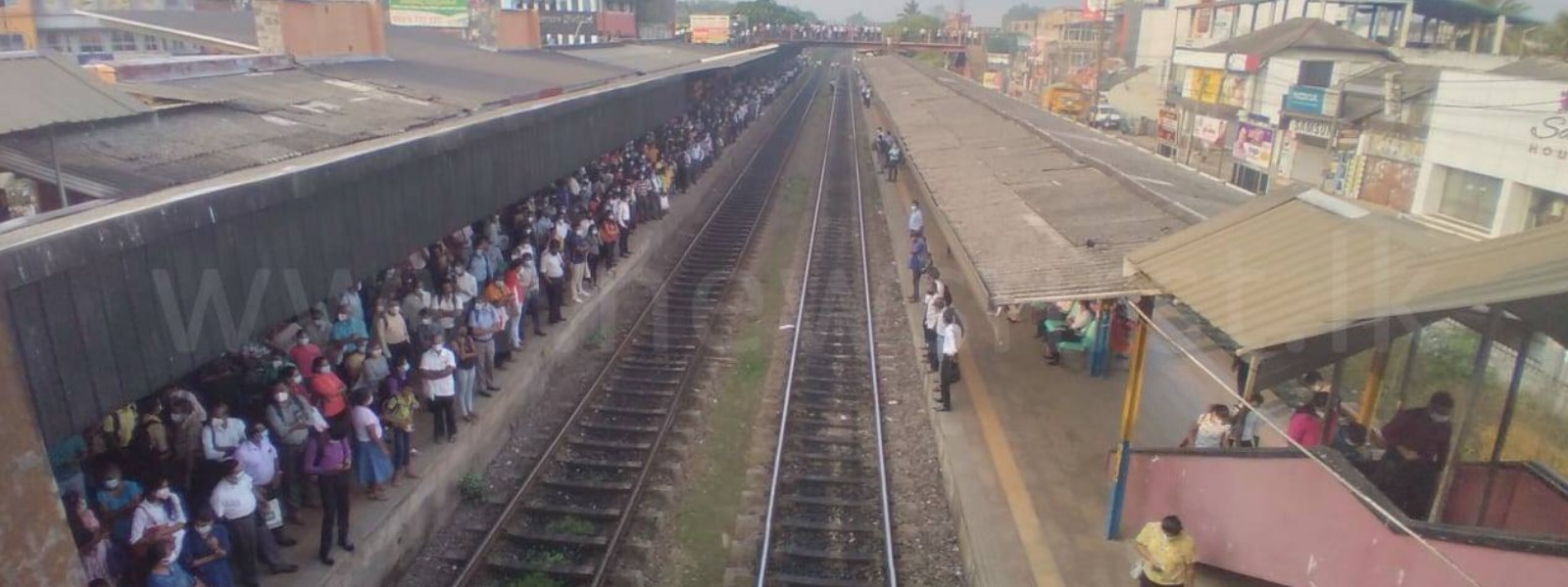 දුම්රිය සේවක වැඩ වර්ජනය අවසන්... 