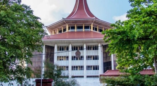 වරාය නගර පනත් කෙටුම්පත: පෙත්සම් සලකා බැලීම කල්යයි 