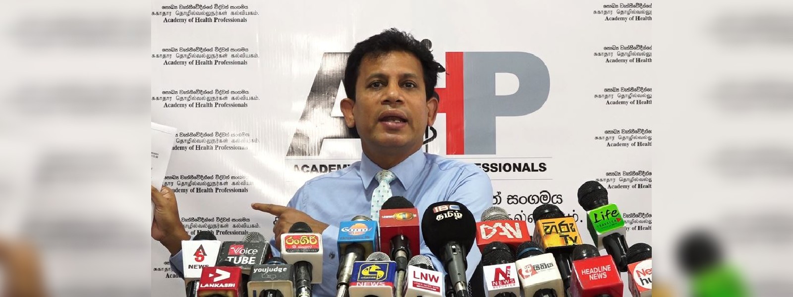 චක්‍රලේඛයක් නිසා අනවශ්‍ය හමුවීම් ඇති කරන්නේ ඇයි?